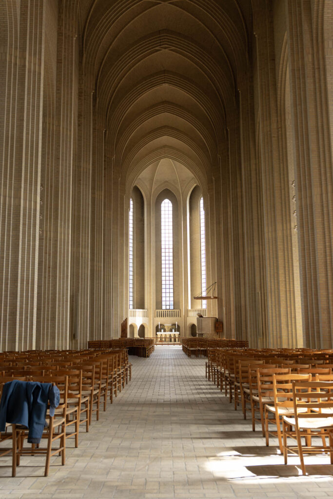 Grundtvigskirche in Kopenhagen von innen 