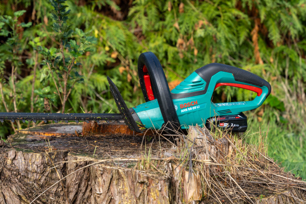 Bosch AHS 55-20 LI Heckenschere – Das Handling